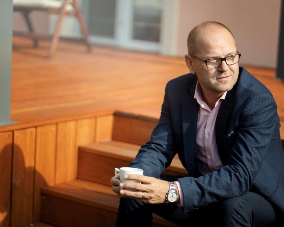 Myslete dlouhodobě: Jak bezpečně a efektivně budovat finanční majetek v nejisté době